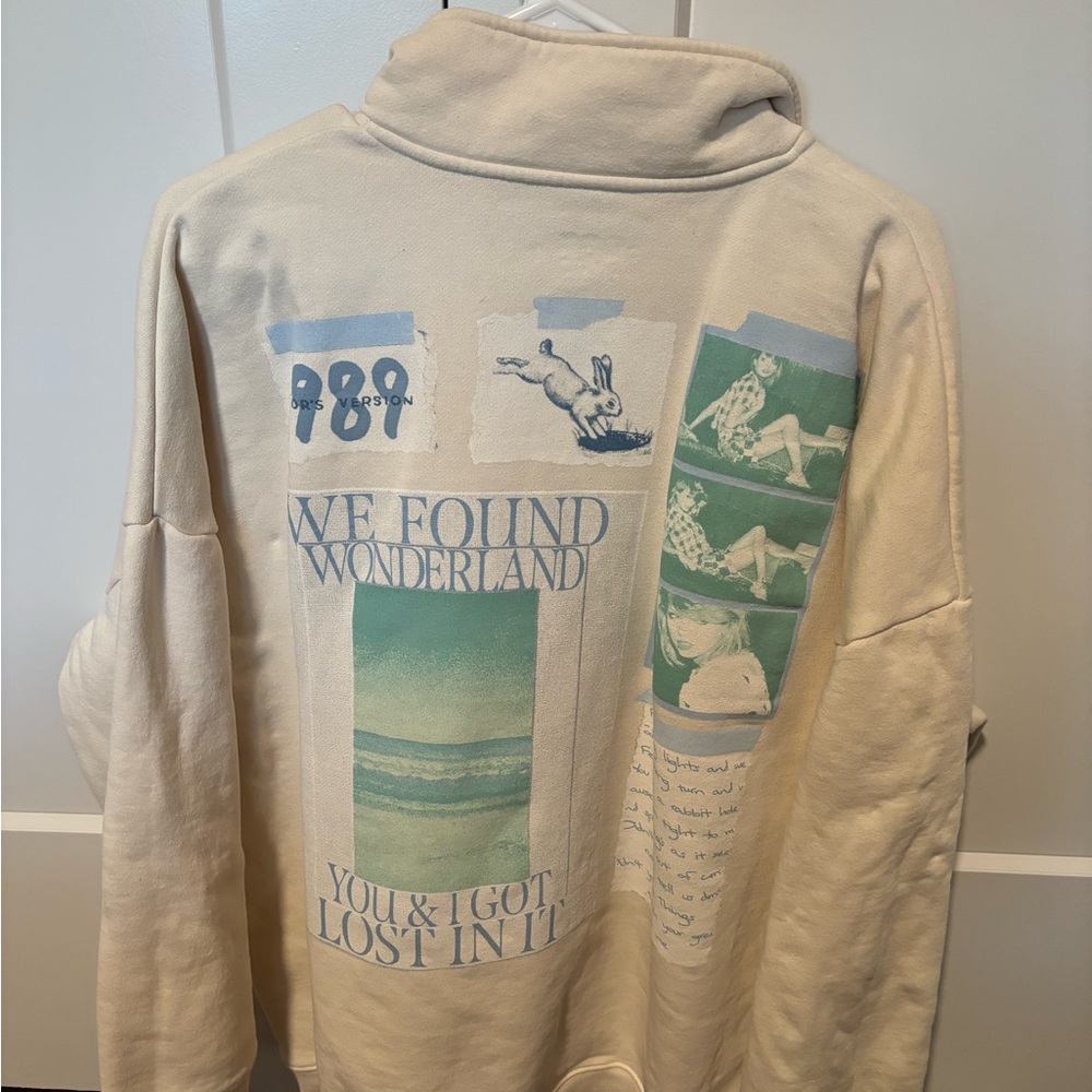 1989 (Taylor’s version) wonderland quarter zip